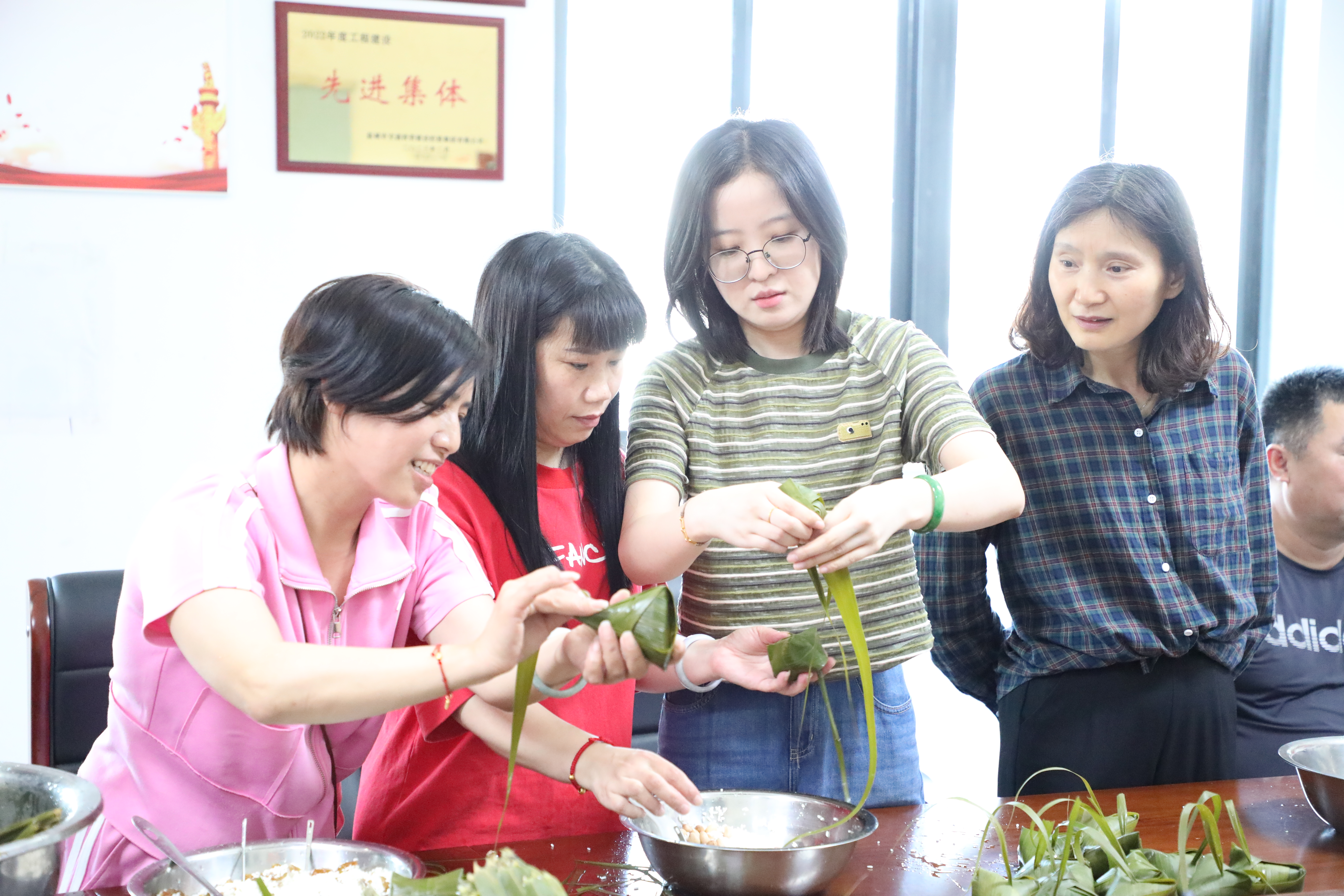 d525afa22b093bb9ca660b8cfbce996.jpg