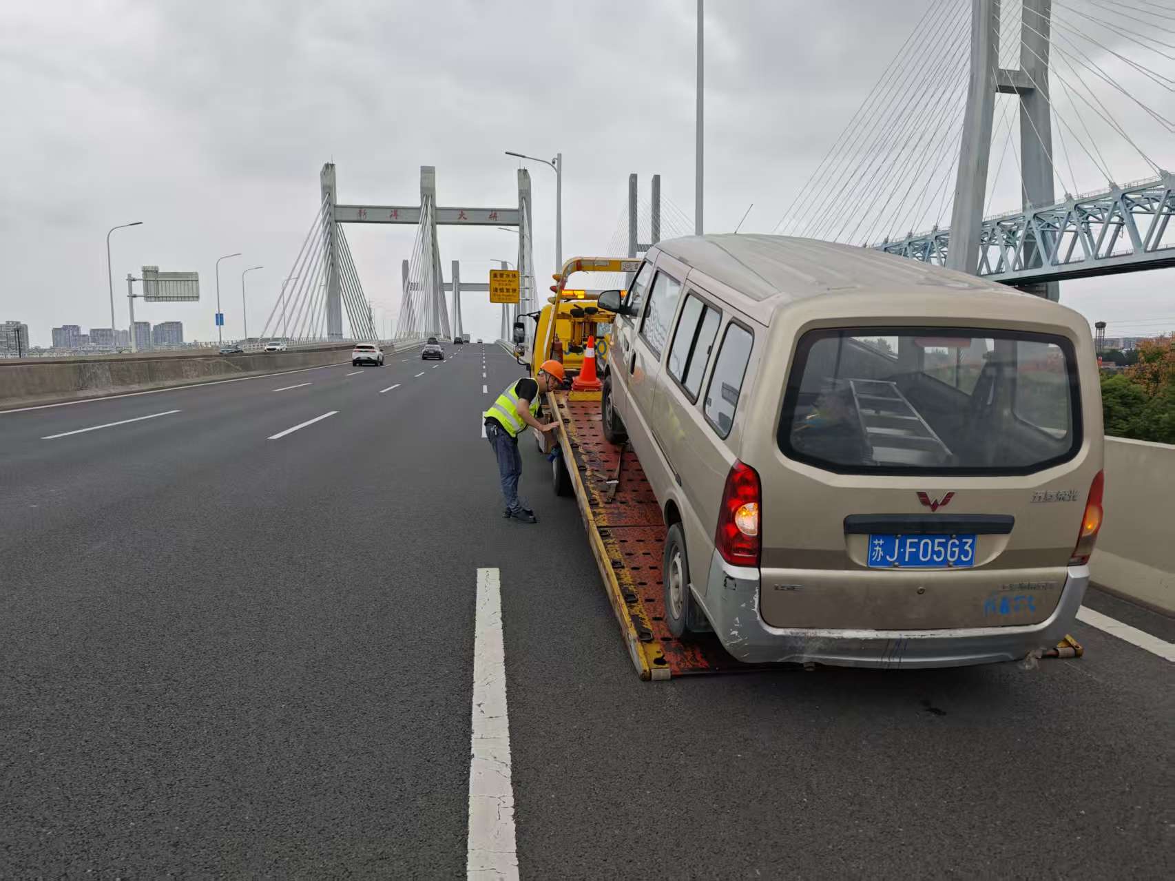 公務車2.jpg